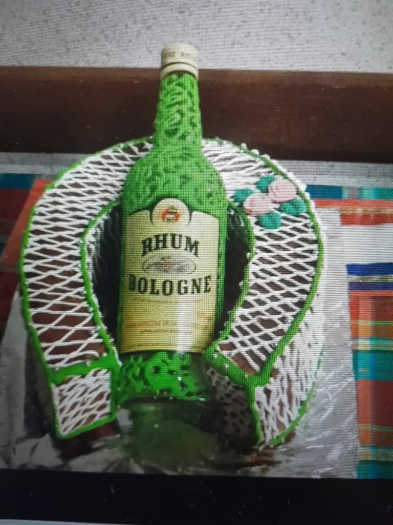 Gateau Antillais fouété  en fer de cheval  25 pers ( 1 part)