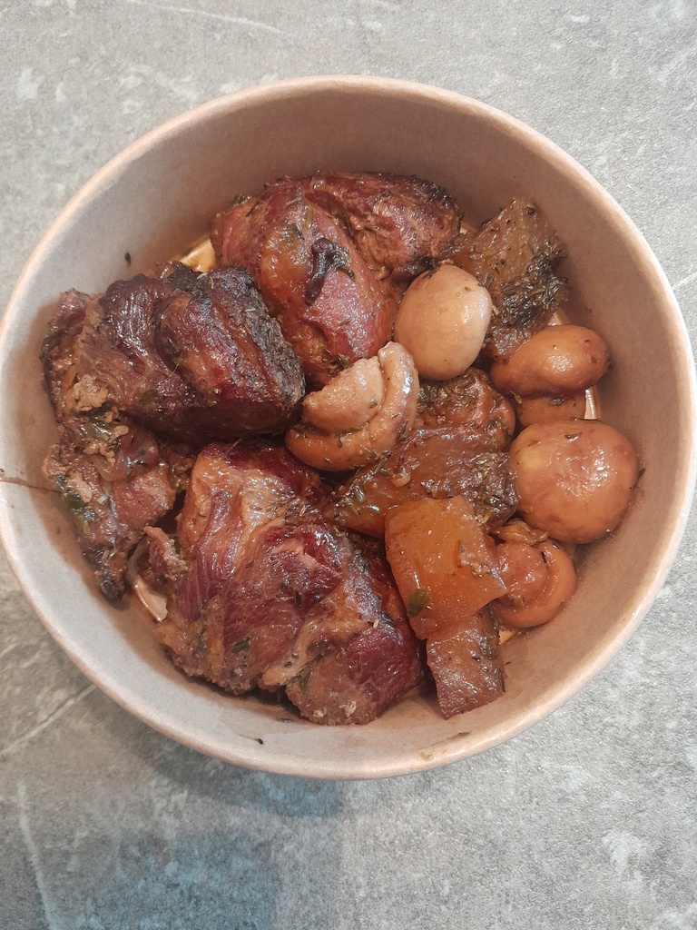 Sauté de porc  roussi (champignons)(pour 1 pers)