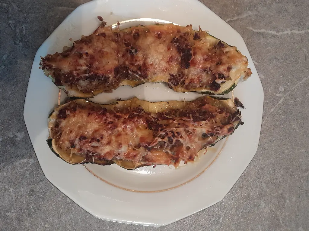 Gratin courgettes aux boeufs ( 1pers)